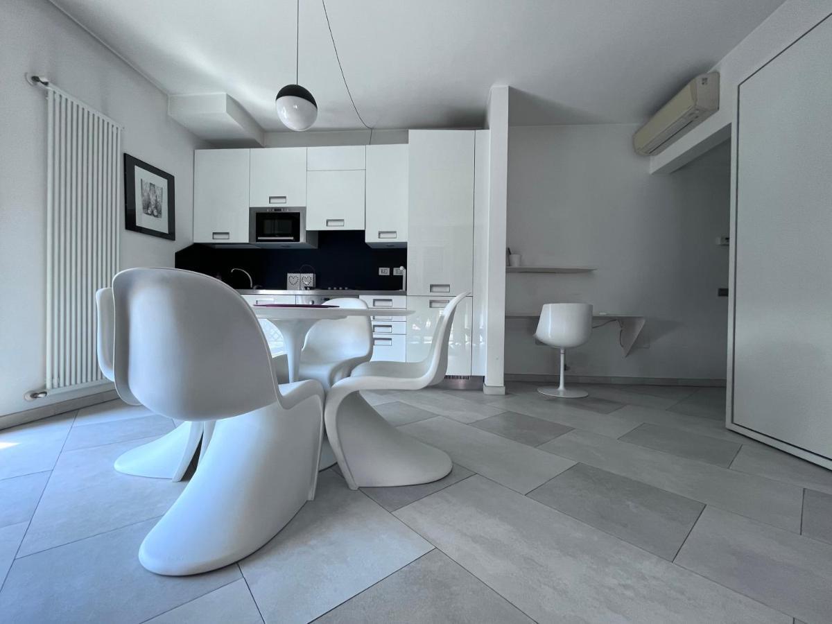 Villa Fenix Milano Exterior photo